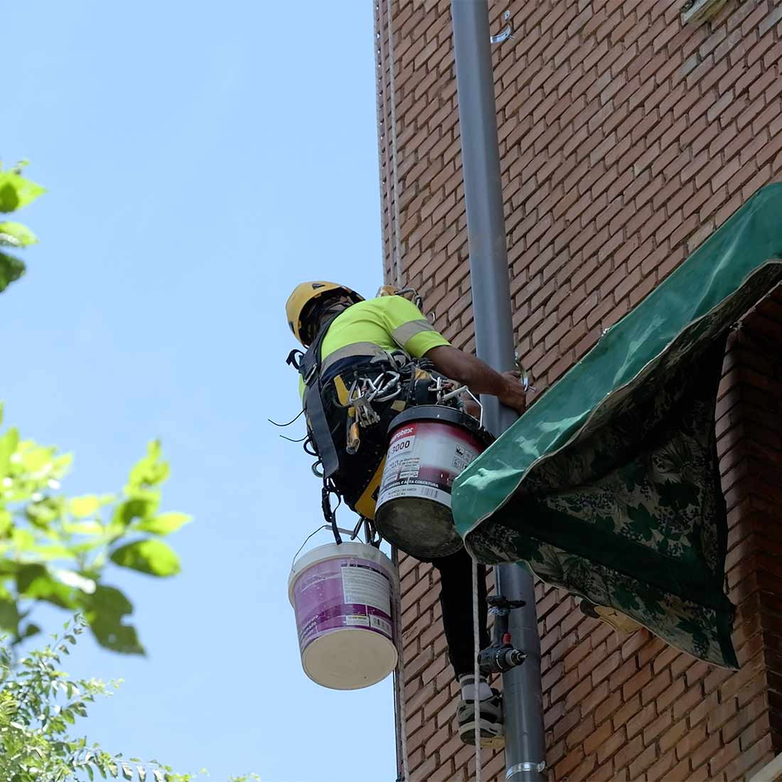 Reparación de bajantes por el exterior